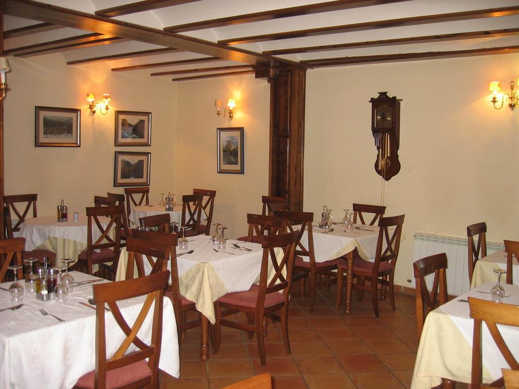 Apartamentos El Pajar Del Abuelo Peralejos de las Truchas Bagian luar foto