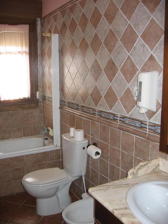 Apartamentos El Pajar Del Abuelo Peralejos de las Truchas Ruang foto